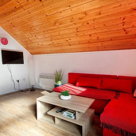 Apartment Ilija Раковица Екстериор снимка